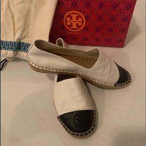 Tory Burch color block flat espadrille.Ivory/Black.Brand new condition.